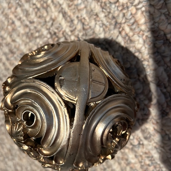 Decorative silver (with gold tinge) metal ball (approx 4.5 inches tall) - Picture 3 of 5